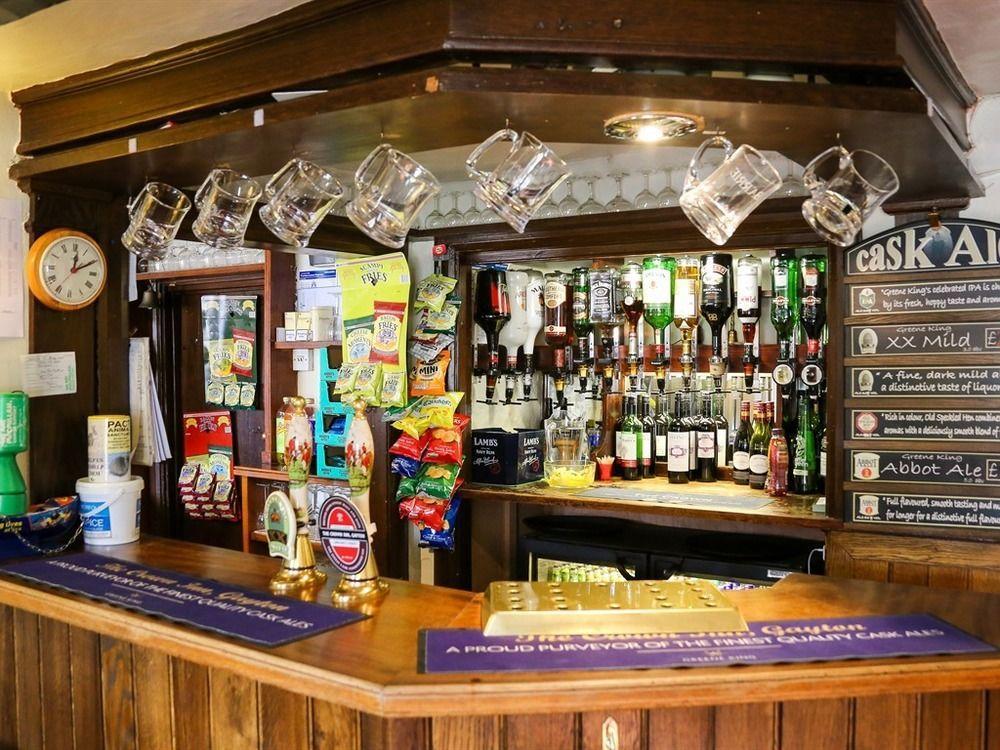 Gayton  The Crown Inn المظهر الخارجي الصورة